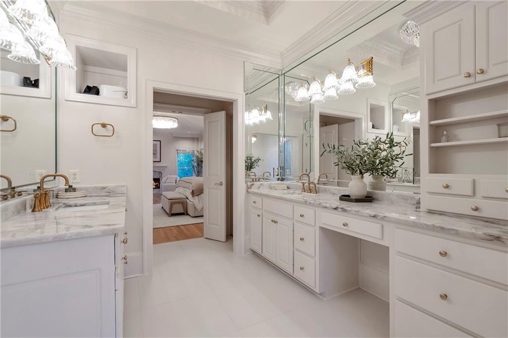 White Columns - Residential