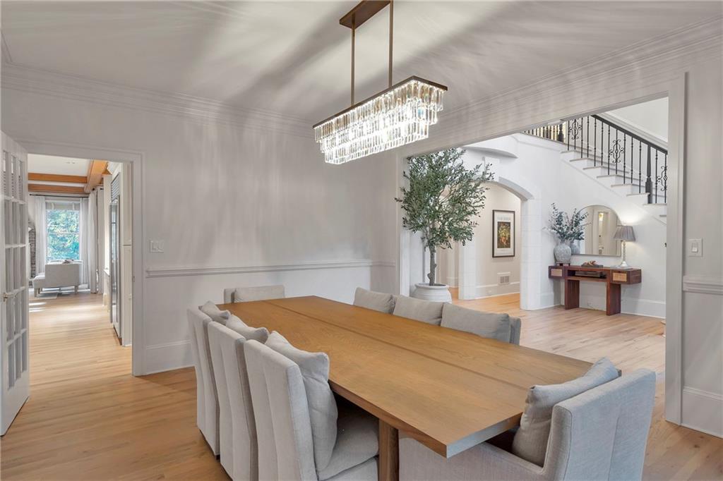 White Columns - Residential