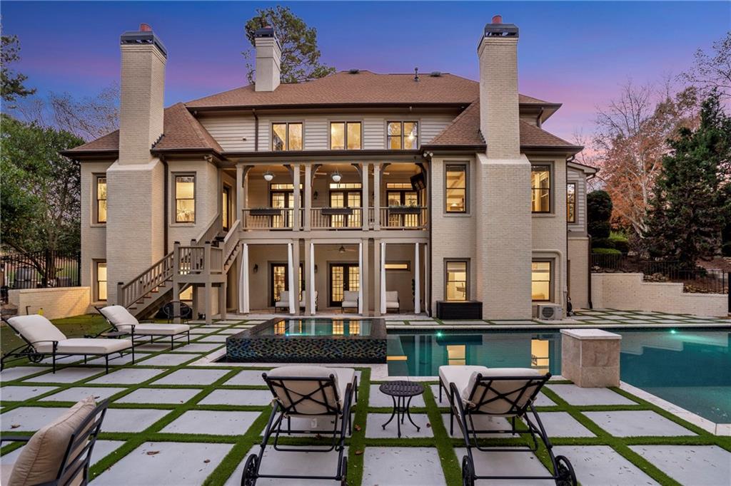 White Columns - Residential