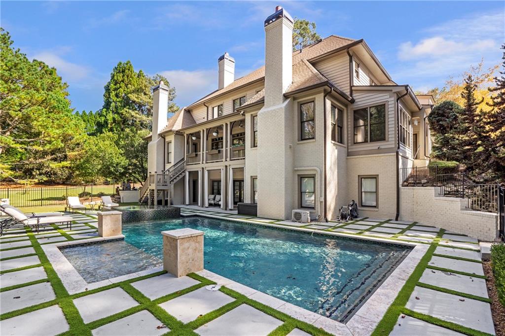 White Columns - Residential