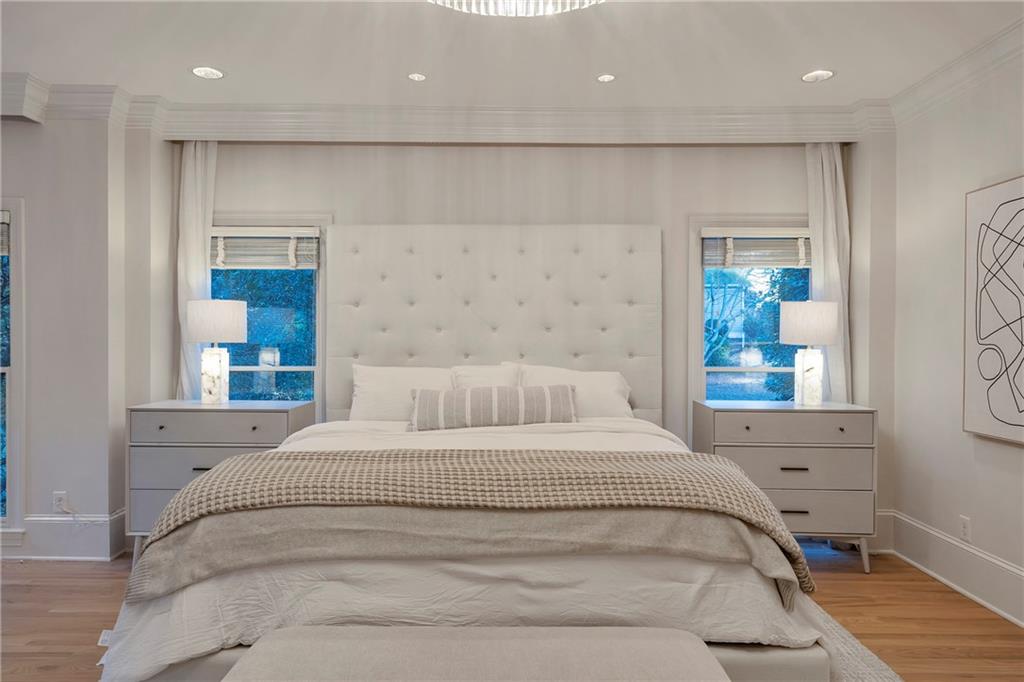 White Columns - Residential