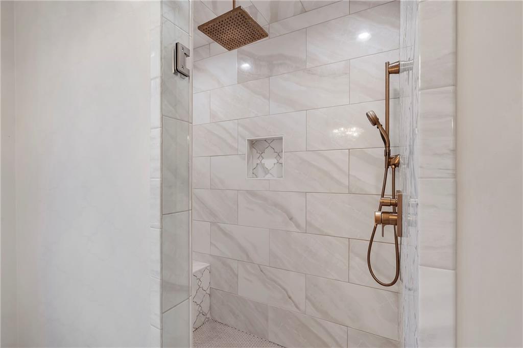 White Columns - Residential