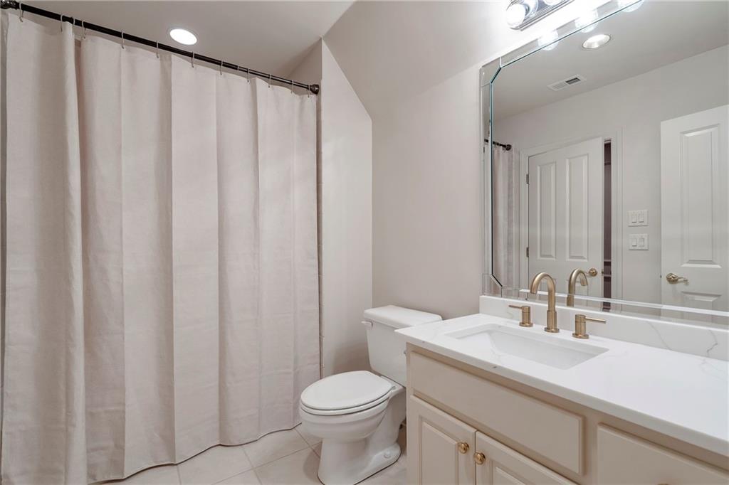 White Columns - Residential