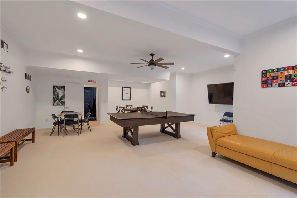 White Columns - Residential