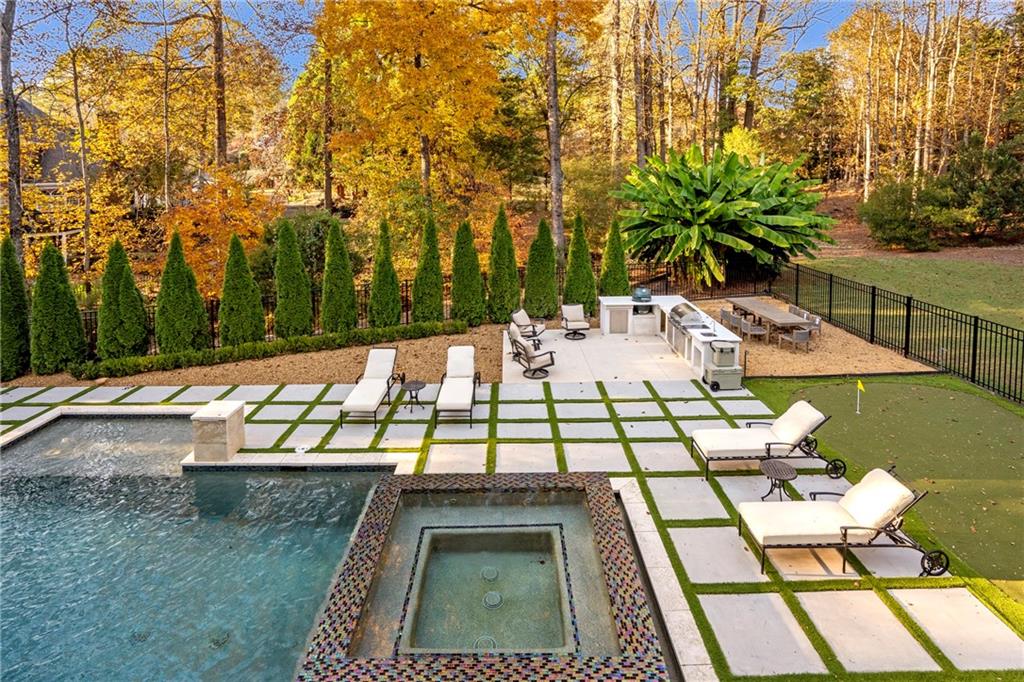 White Columns - Residential