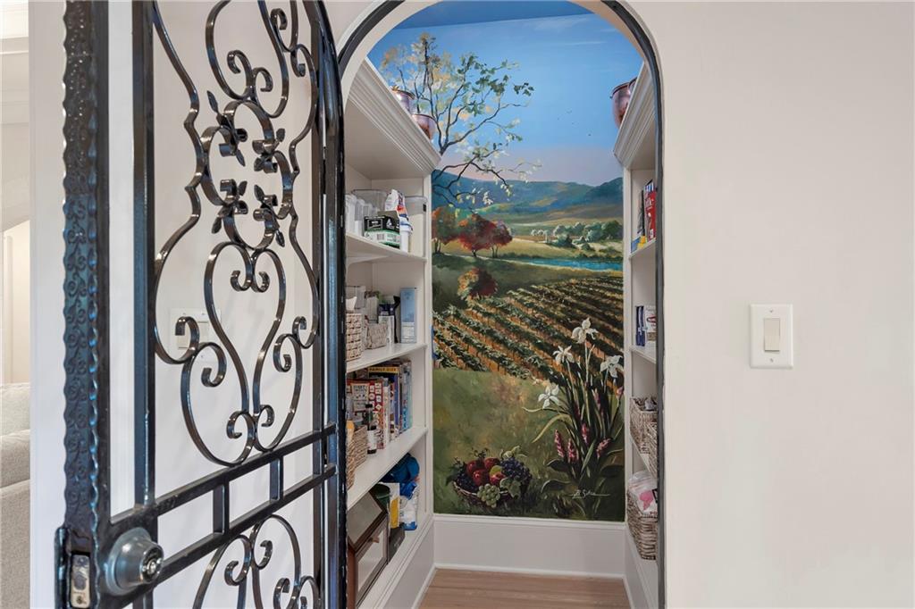 White Columns - Residential