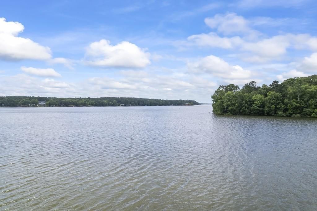 listing image 52