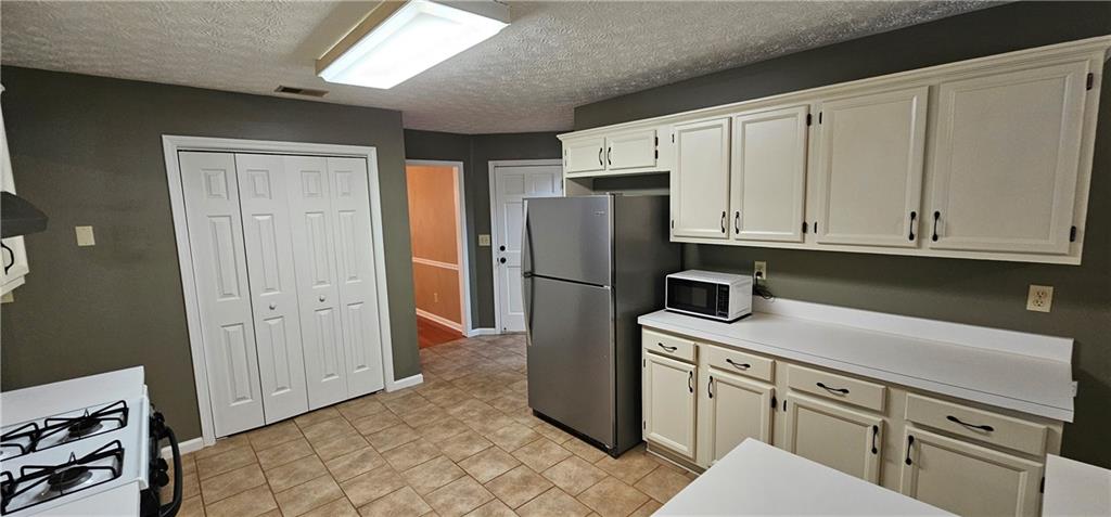 2123 Condor Drive, Lawrenceville, Georgia image 6