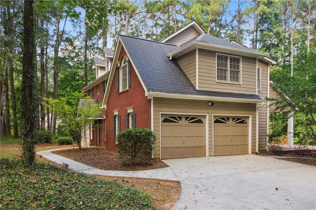 210 Longwood Drive