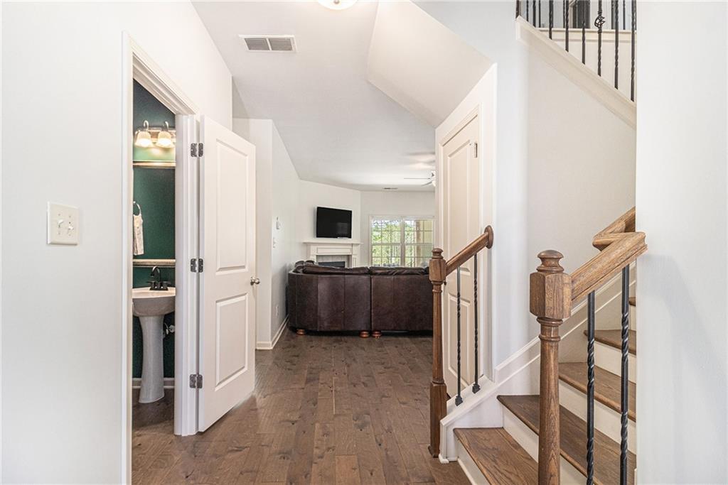 213 Briandwood Drive, Newnan, Georgia image 3