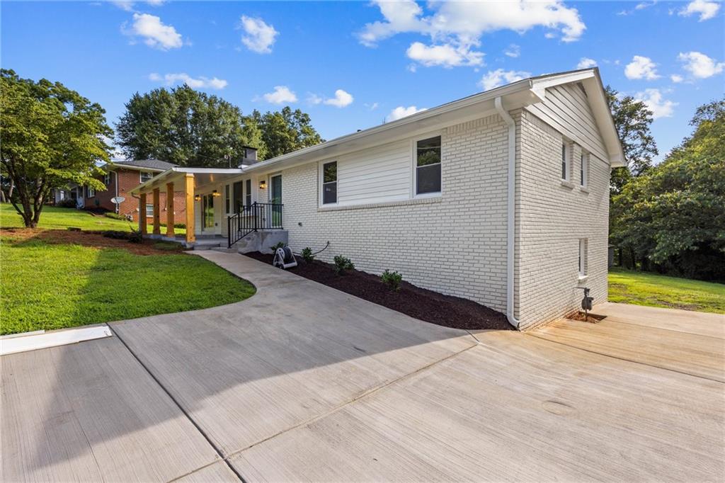 3679 Fred Walker Drive SW