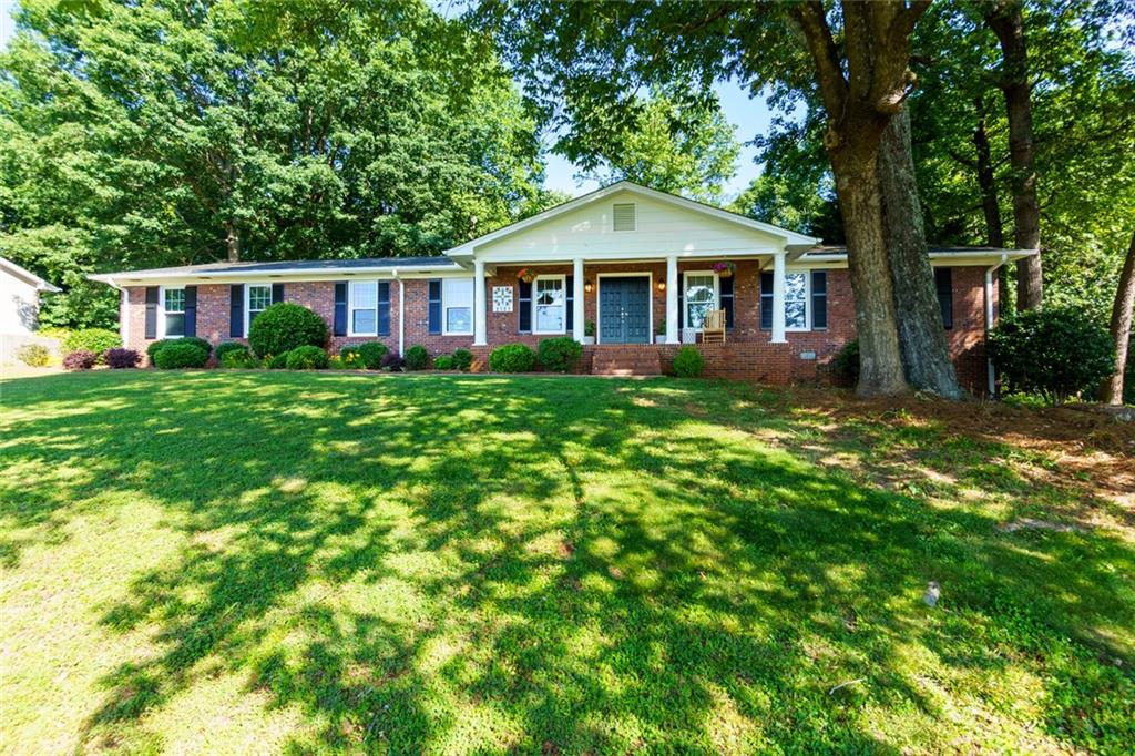2121 Elysian Circle Circle