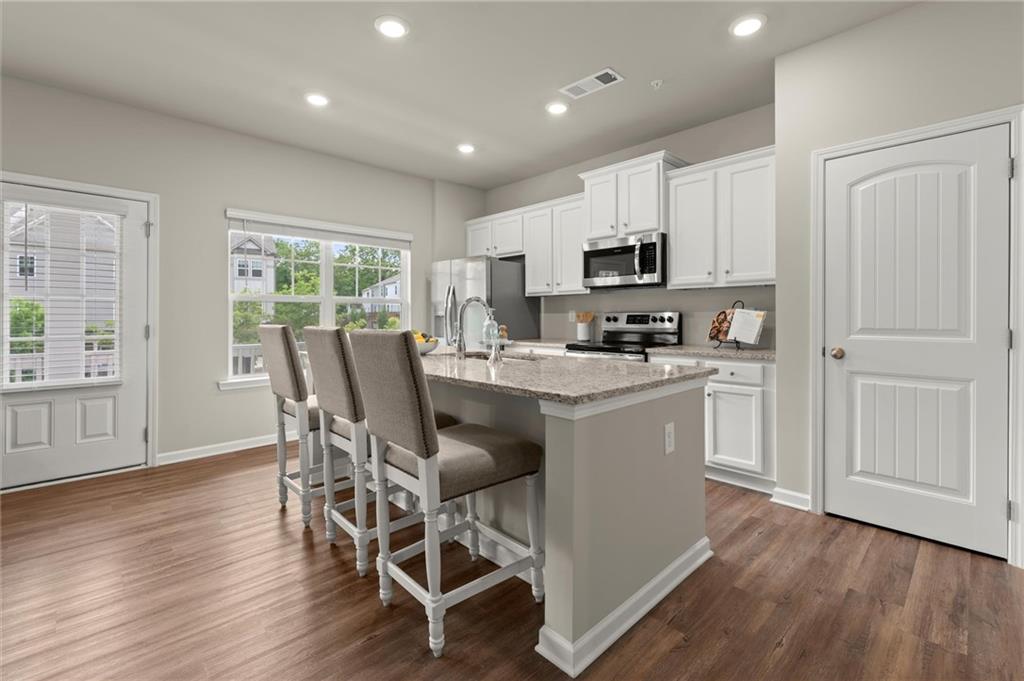 2110 Prichard Park Drive, Kennesaw, Georgia image 6
