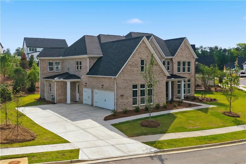 4300 HAWTHORN Circle
