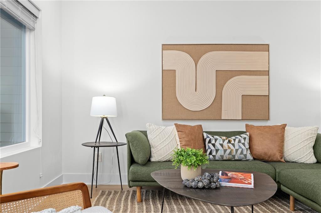 1438 Walker Place SE