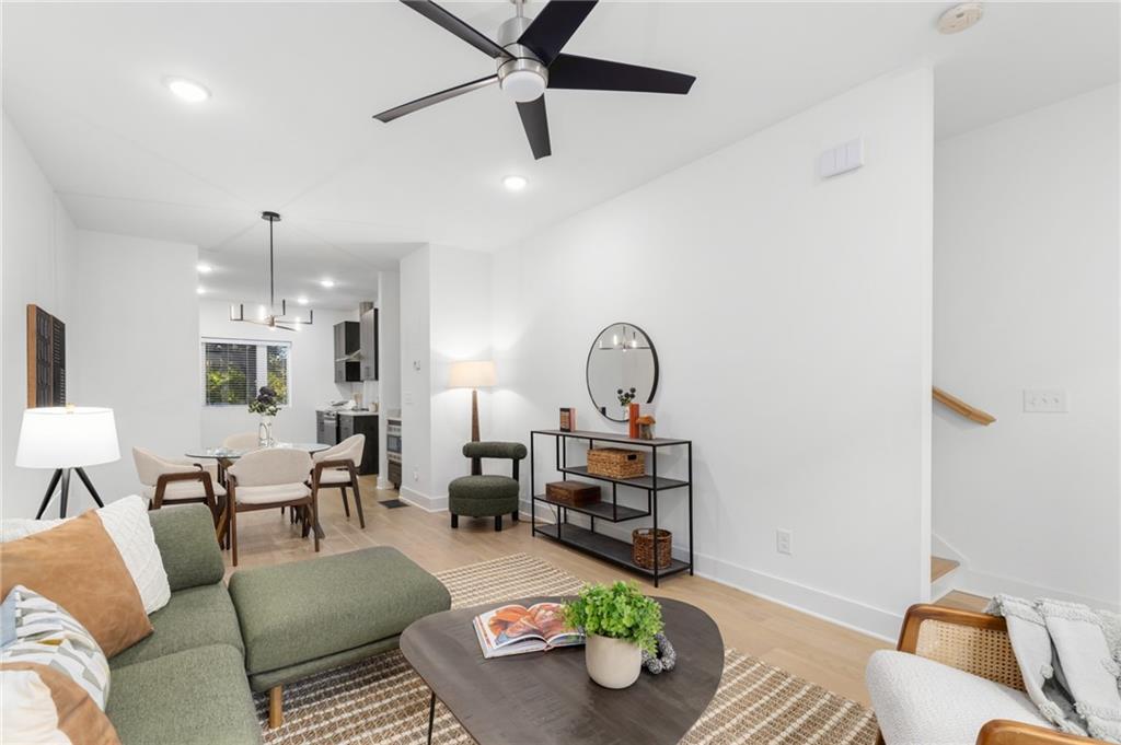 1438 Walker Place SE