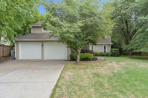 Photo of 245 Truehedge Trace, Roswell, GA 30076 (MLS # 7765986)
