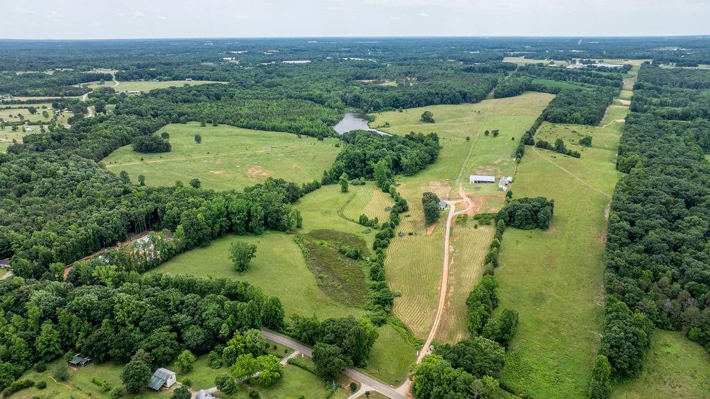 1866 WHIPPOORWILL Trail