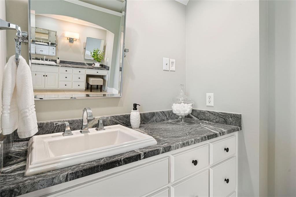 330 Broad Leaf Court, Johns Creek, Georgia image 35