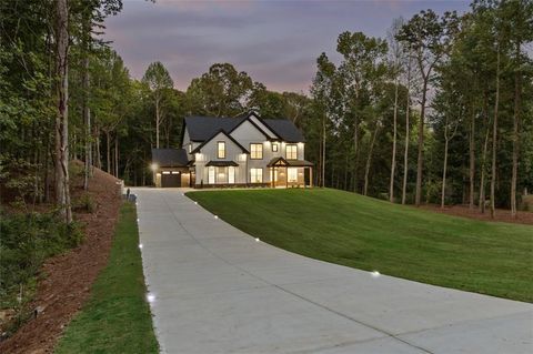 A home in Hoschton