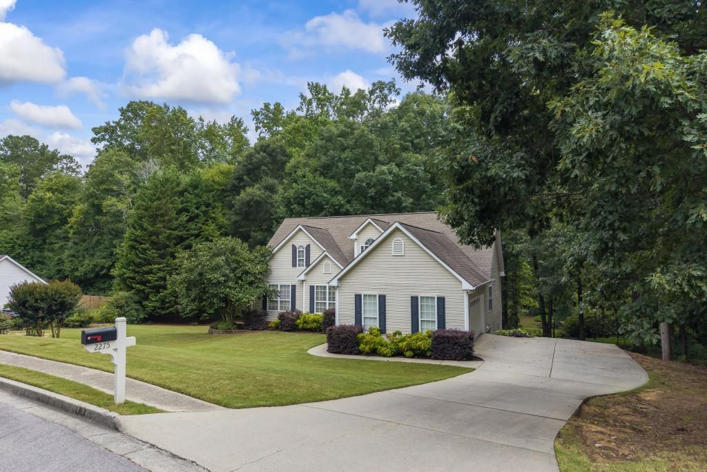 2275 Hamilton Parc Lane