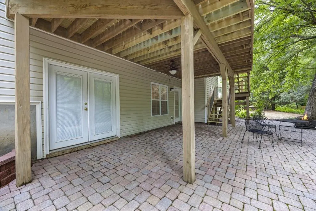 Buford, Georgia 30519, United States, 5 Bedrooms Bedrooms, ,4 BathroomsBathrooms,Residential,Active,179245