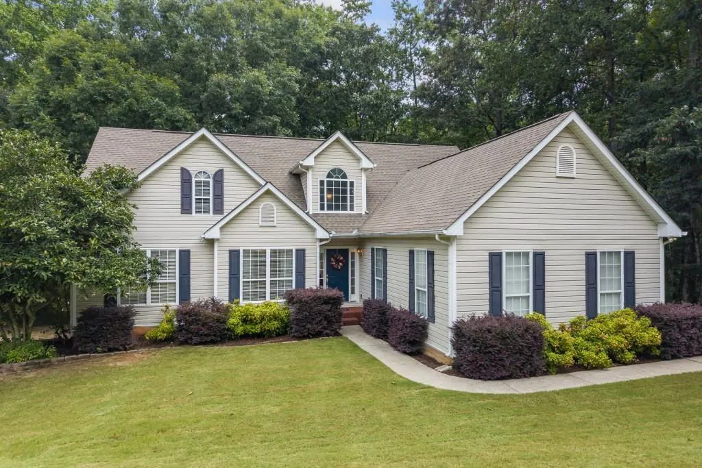 Buford, Georgia 30519, United States, 5 Bedrooms Bedrooms, ,4 BathroomsBathrooms,Residential,Active,179245