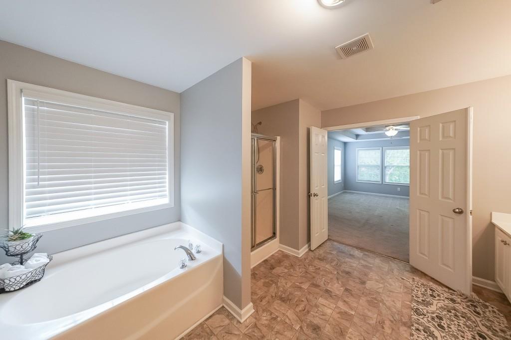 7979 Larksview Drive, Fairburn, Georgia image 25
