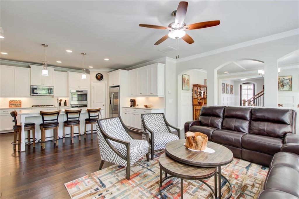 1040 Peyton View Court, Alpharetta, Georgia image 12