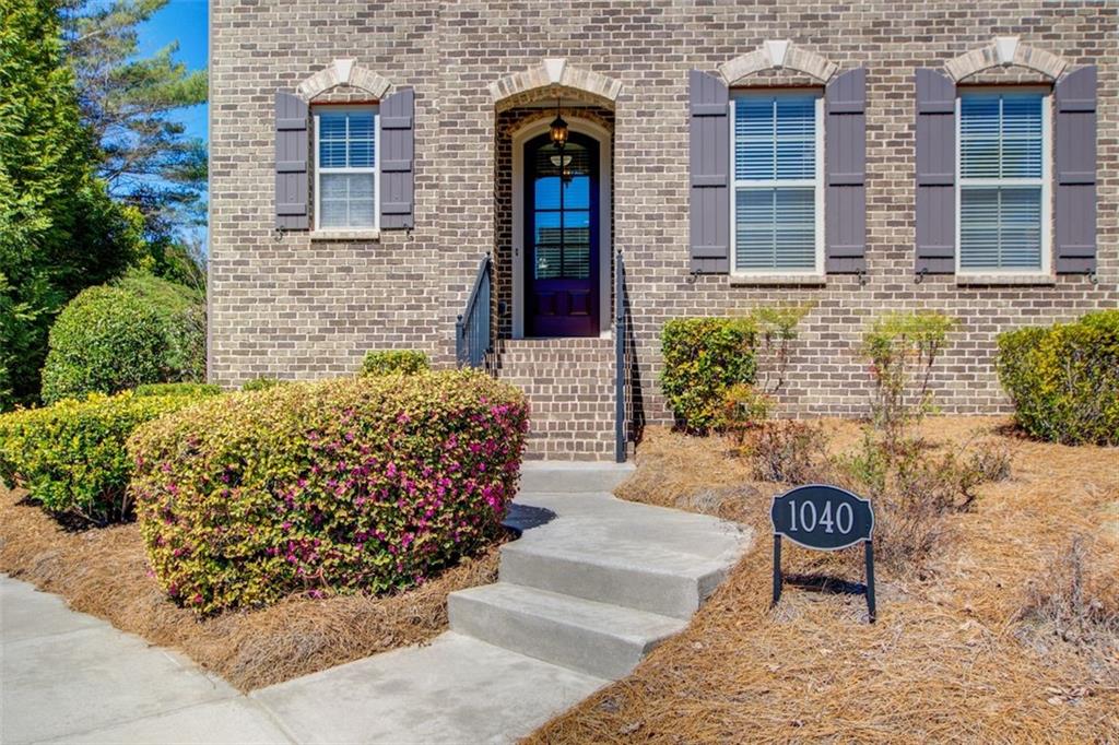 1040 Peyton View Court, Alpharetta, Georgia image 3