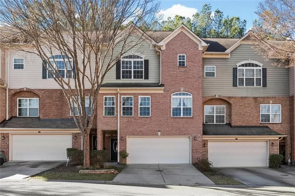 Photo of 1203 Glen Ivy #12, Marietta, GA 30062 (MLS # 7703666)