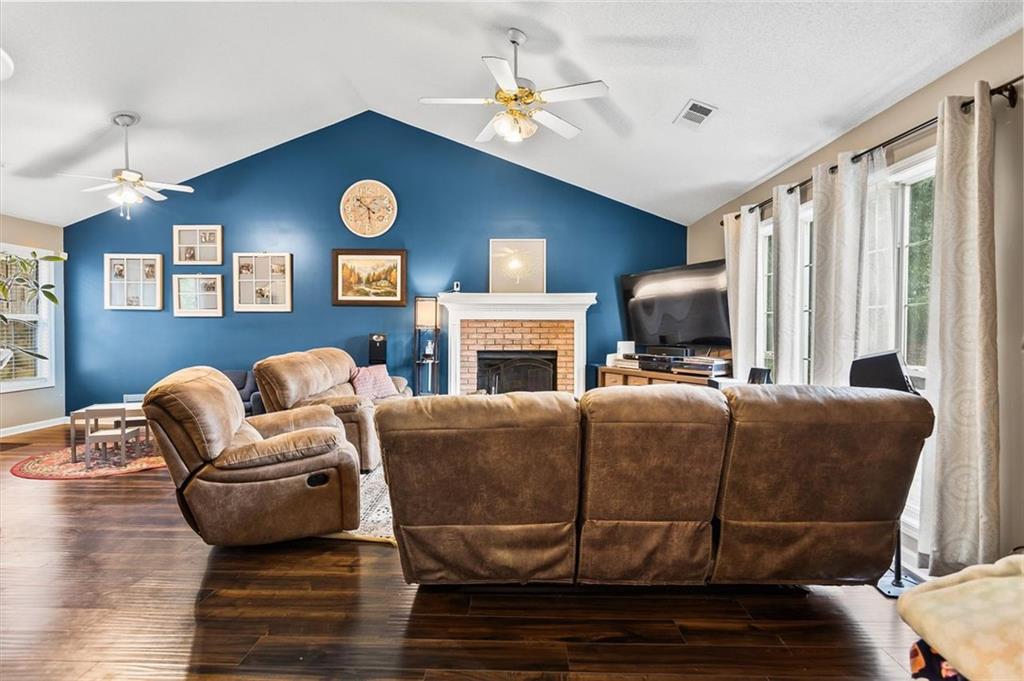 3230 IVY LAKE Drive