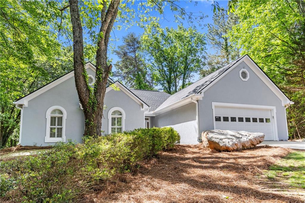 1965 Tiner Court, Cumming, Georgia image 3