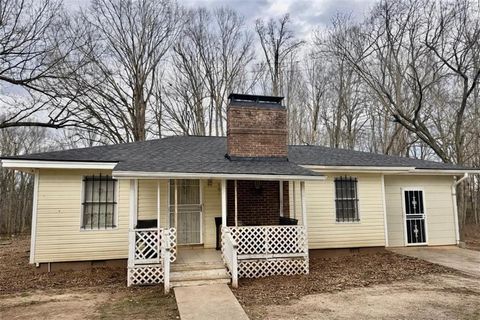 Homes For Sale - 3911 Blackstock Road<br/> Talmo, GA 30575