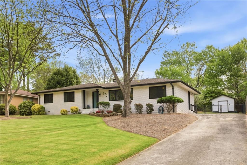 172 Evelyn Street NW