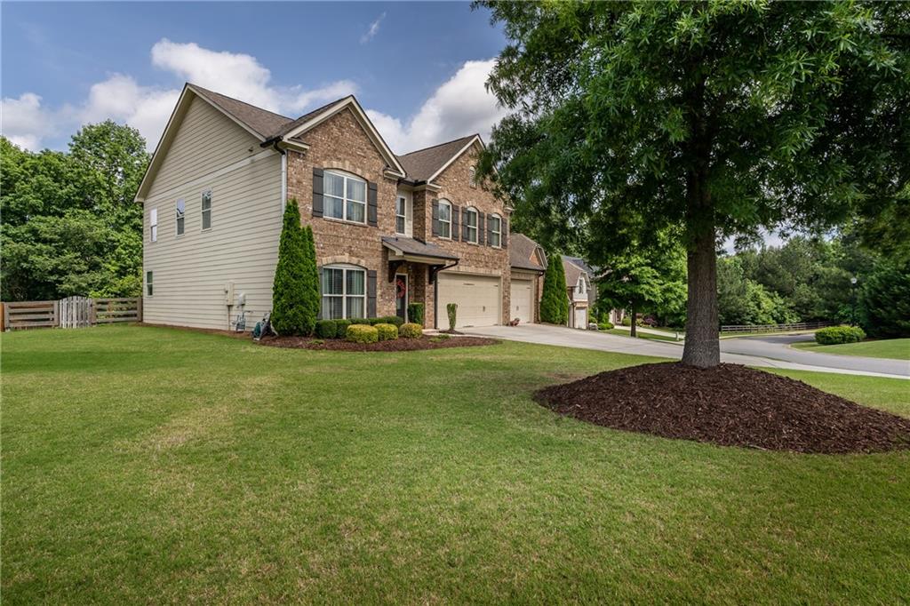 4305 Hunters Walk Way