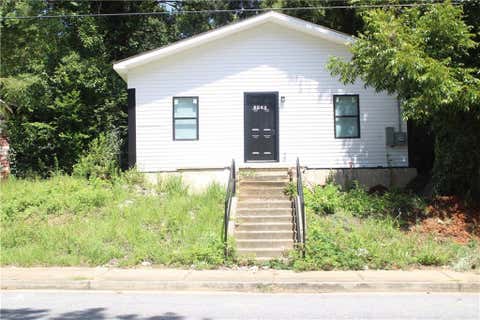 Townhouse For Sale - 3937 Log Cabin Drive<br/> Macon, GA 31201