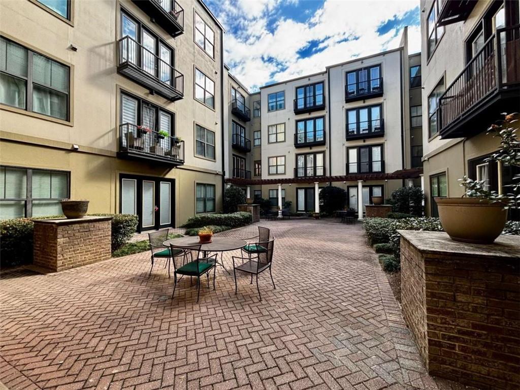 5300 Peachtree Road 604