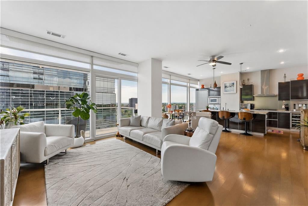 45 Ivan Allen Jr Boulevard 1703