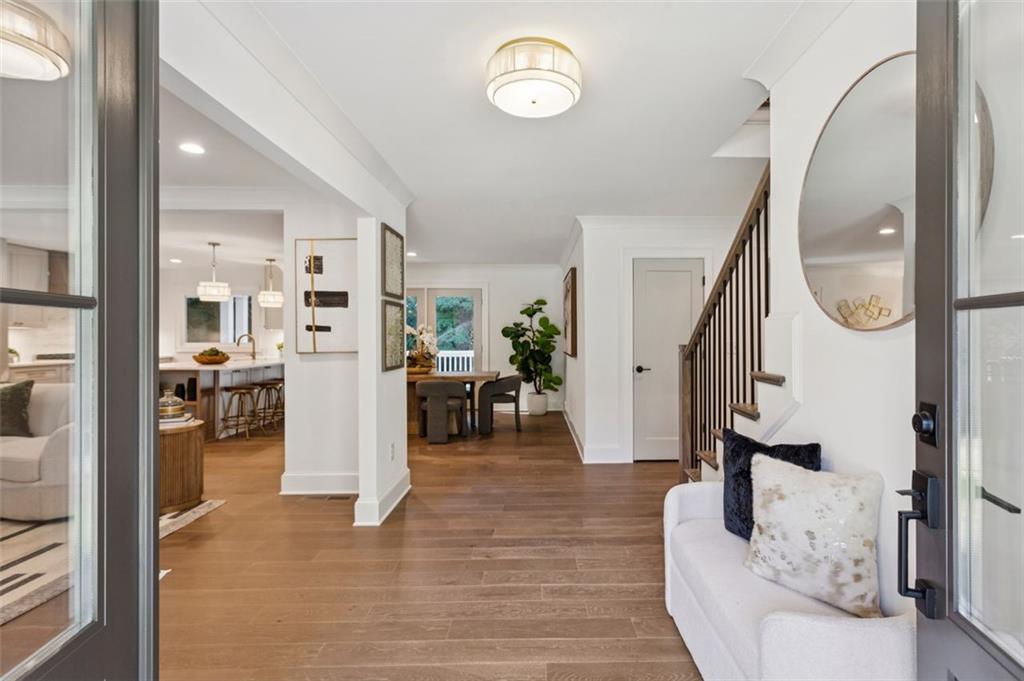 405 Allison Drive NE