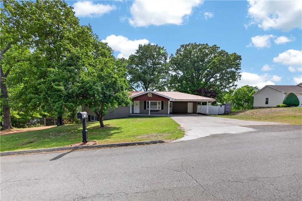 1780 N Boyd Drive, Rocky Face, GA, 30740