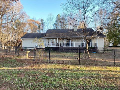 A home in Mount Airy