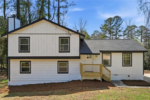 Homes For Sale - 640 Bramble Ct Ct<br/> Jonesboro, GA 30238