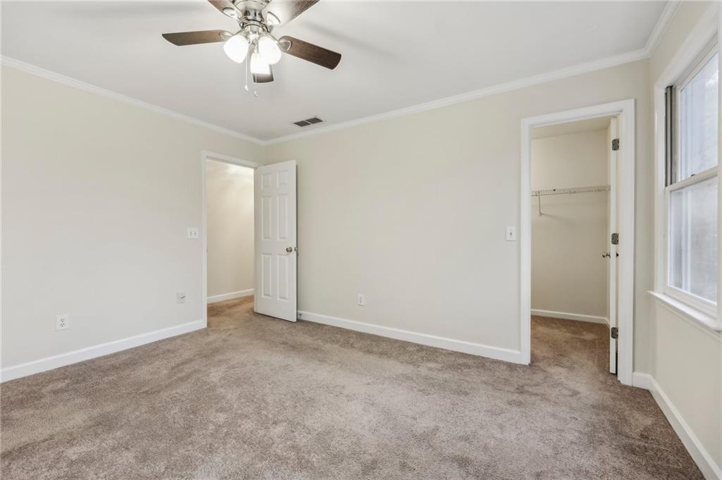 5235 Shadow Path Lane, Lilburn, Georgia image 31