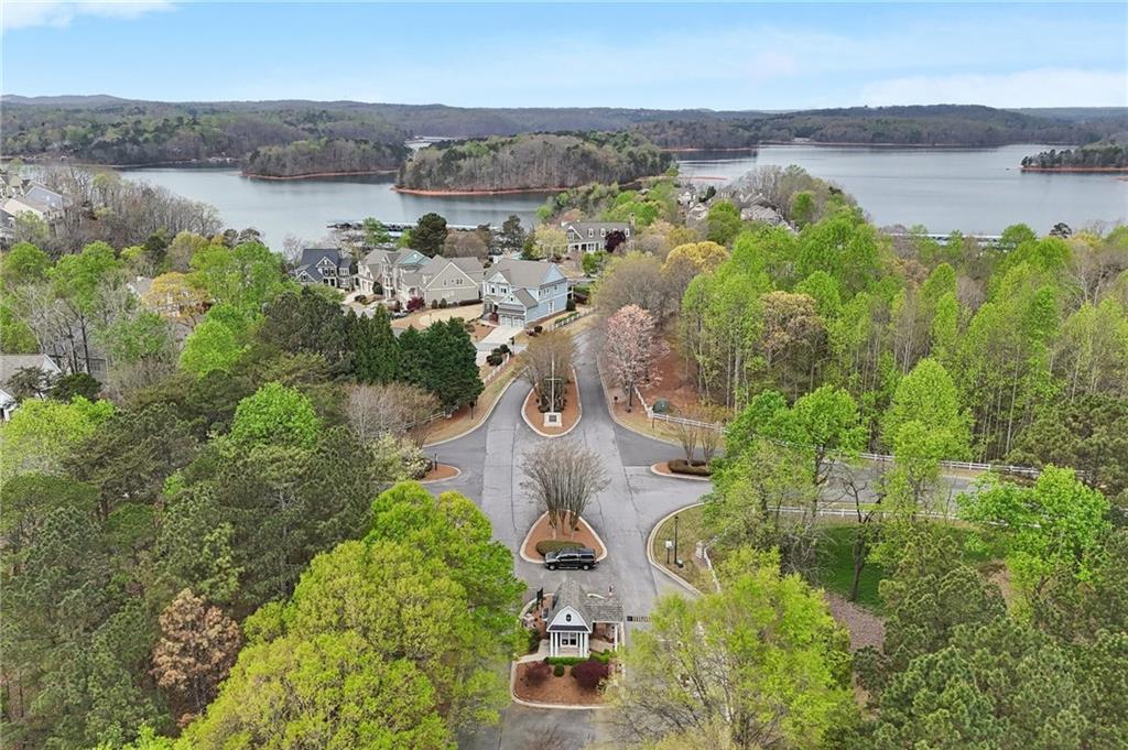 3734 Wavespray Court