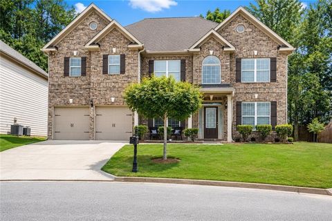 Homes For Sale - 3594 Hideaway Lane<br/> Loganville, GA 30052