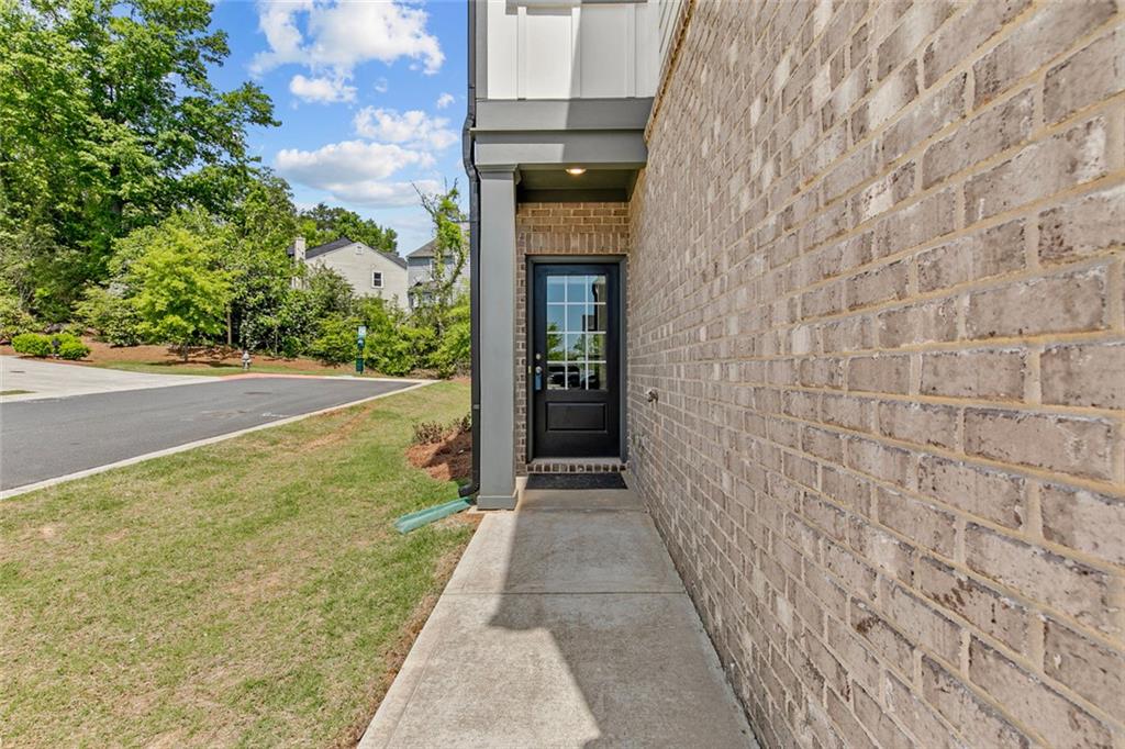 1385 Vayda Court, Marietta, Georgia image 3