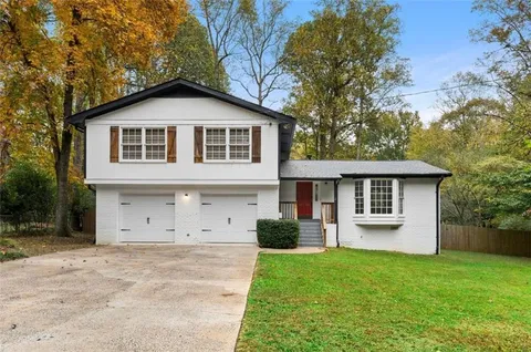 4525 Forest Green Drive, Sugar Hill, GA 30518 - MLS#: 7484197
