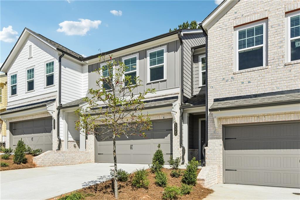 5325 Frontier Court