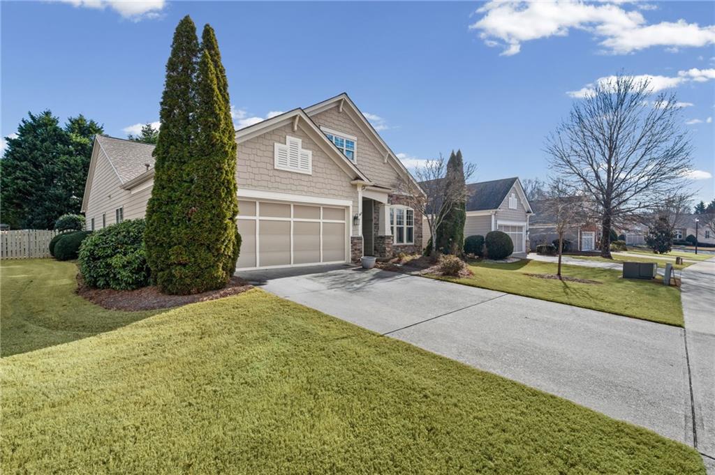 4945 Kings Common Way